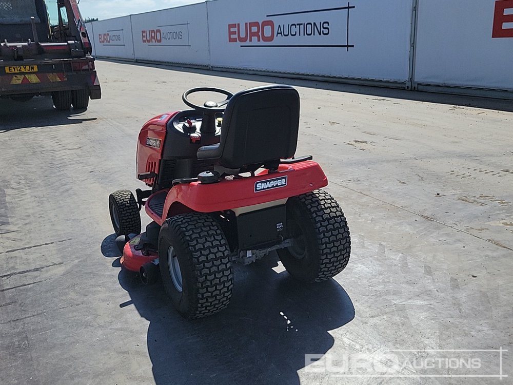 2011 Snapper ELT2246 - Máy cắt cỏ vườn: hình 3 2011 Snapper ELT2246 - Máy cắt cỏ vườn: hình 3