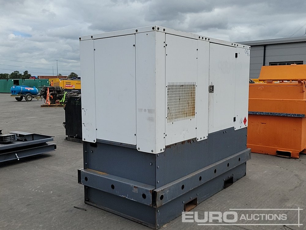 2012 Aggreko 30kVA Generator, 4 Cylinder Engine - Bộ phát điện: hình 3 2012 Aggreko 30kVA Generator, 4 Cylinder Engine - Bộ phát điện: hình 3