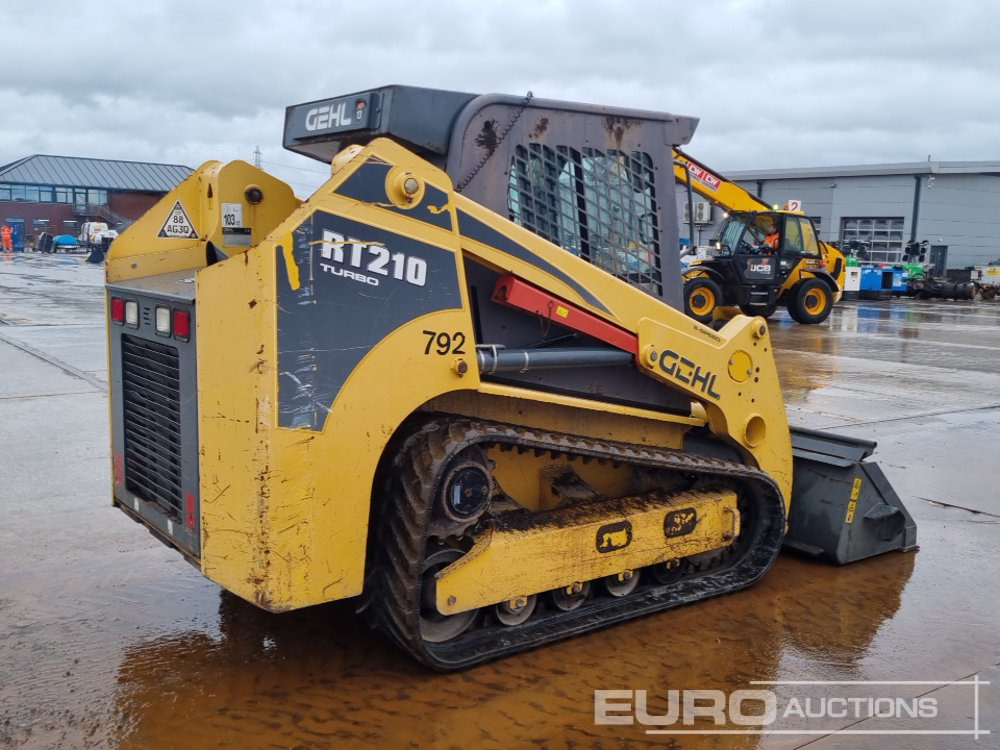 2012 Gehl RT210 - Máy xúc lật đa năng: hình 5 2012 Gehl RT210 - Máy xúc lật đa năng: hình 5