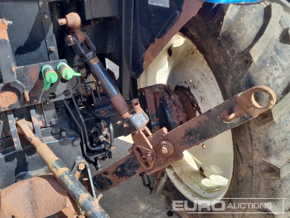 Máy cày 2012 New Holland 2WD Tractor, Spool Valve (No Drive): hình 14