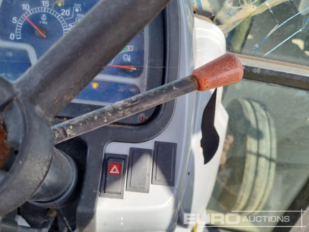 Máy cày 2012 New Holland 2WD Tractor, Spool Valve (No Drive): hình 34