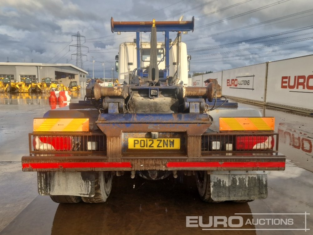 2012 Scania P360 - Xe tải nâng móc: hình 4 2012 Scania P360 - Xe tải nâng móc: hình 4