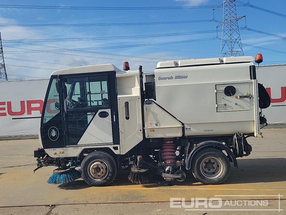 2012 Scarab 4x2 Road Sweeper, Reverse Camera, A/C - Xe quét đường: hình 2 2012 Scarab 4x2 Road Sweeper, Reverse Camera, A/C - Xe quét đường: hình 2