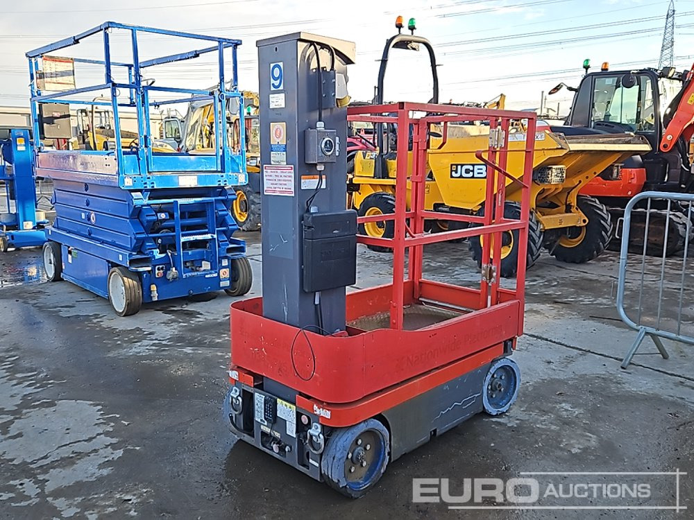 2013 SkyJack SJ12 - Nền bục trên không: hình 1 2013 SkyJack SJ12 - Nền bục trên không: hình 1