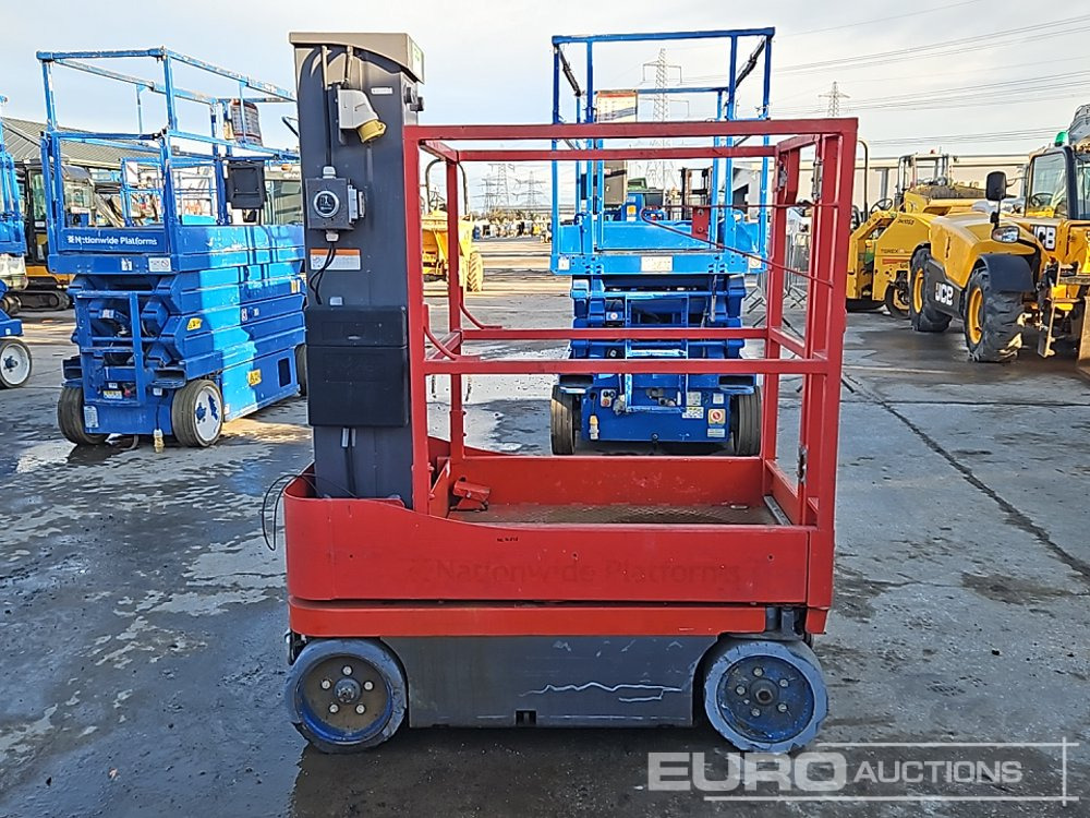 2013 SkyJack SJ12 - Nền bục trên không: hình 2 2013 SkyJack SJ12 - Nền bục trên không: hình 2