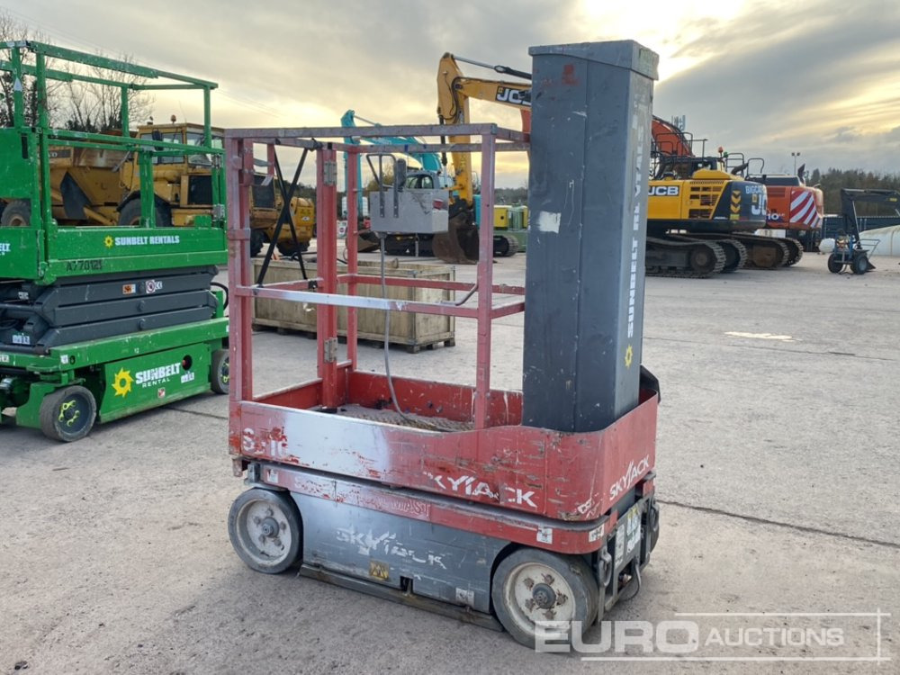 2013 SkyJack SJ16 - Nền bục trên không: hình 2 2013 SkyJack SJ16 - Nền bục trên không: hình 2