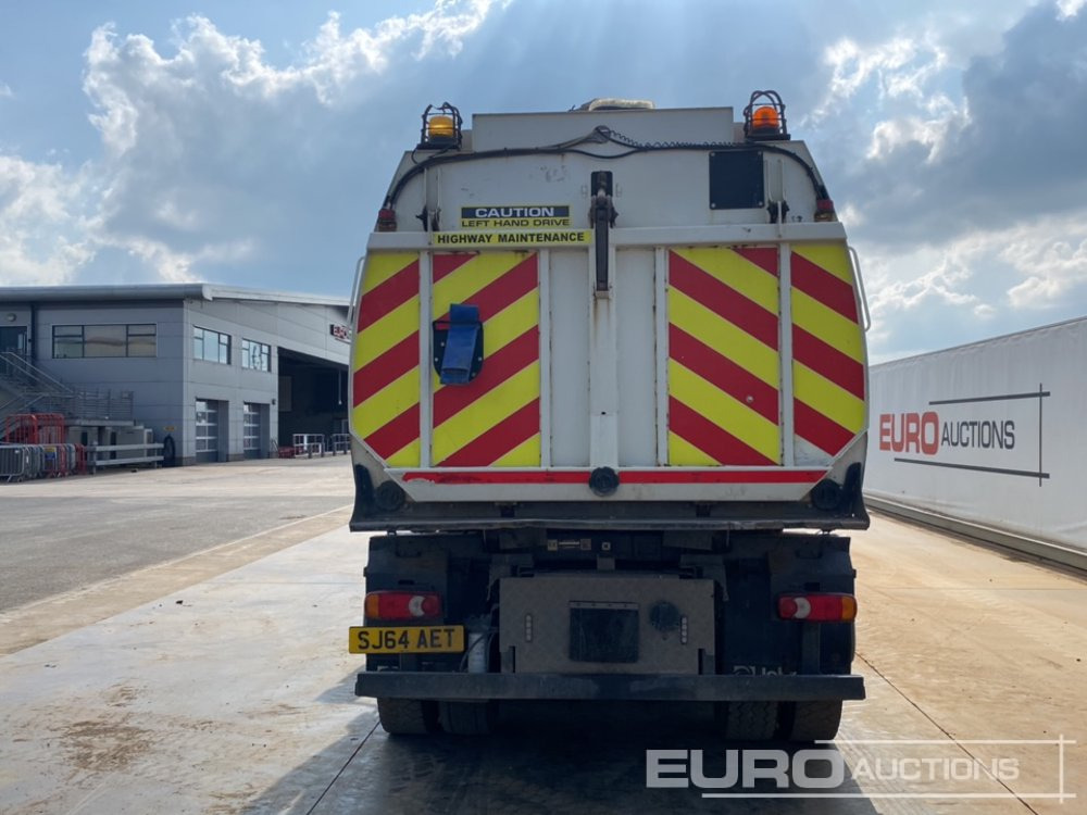 2014 DAF LF 220 - Xe quét đường: hình 4 2014 DAF LF 220 - Xe quét đường: hình 4