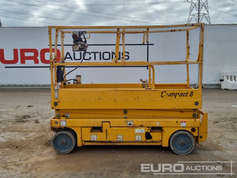 2014 Haulotte Compact 8 - Nền bục trên không: hình 2 2014 Haulotte Compact 8 - Nền bục trên không: hình 2