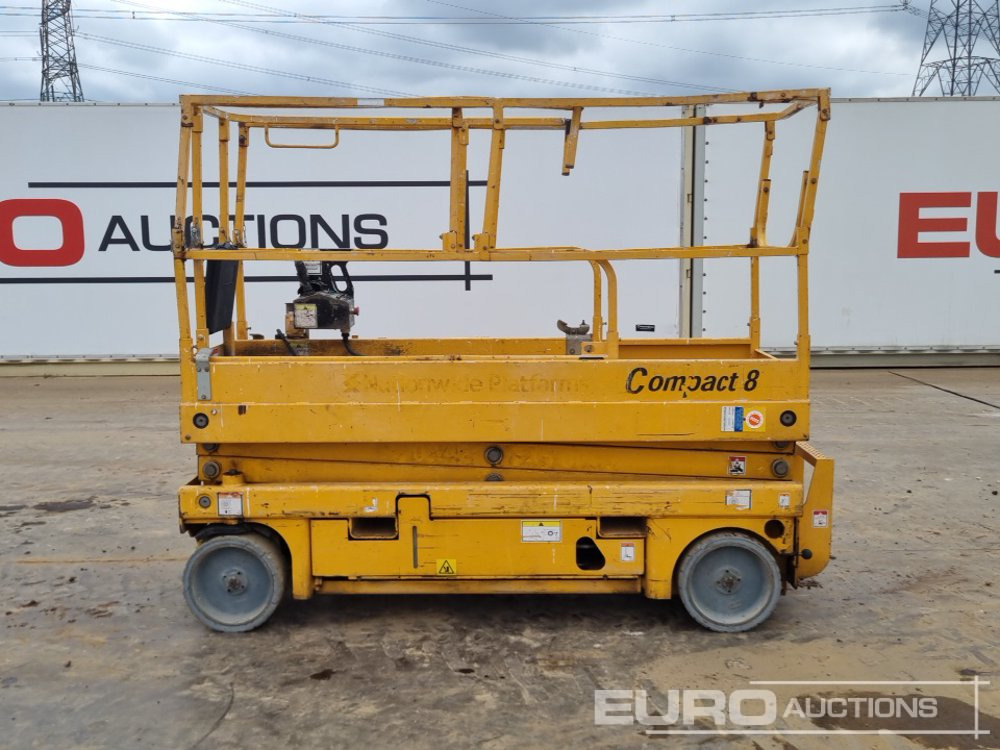 2014 Haulotte Compact 8 - Nền bục trên không: hình 2 2014 Haulotte Compact 8 - Nền bục trên không: hình 2