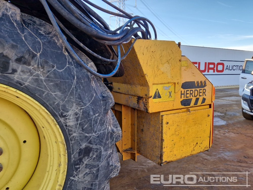 Máy cày 2014 John Deere 6190R: hình 32