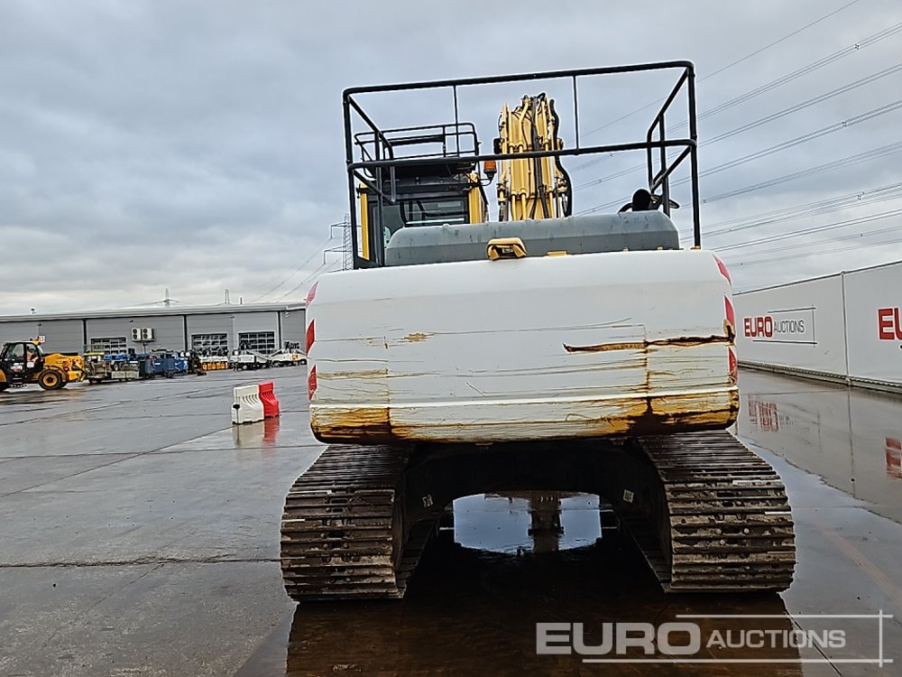 2014 Komatsu PC210LC-8 - Máy xúc bánh xích: hình 4 2014 Komatsu PC210LC-8 - Máy xúc bánh xích: hình 4