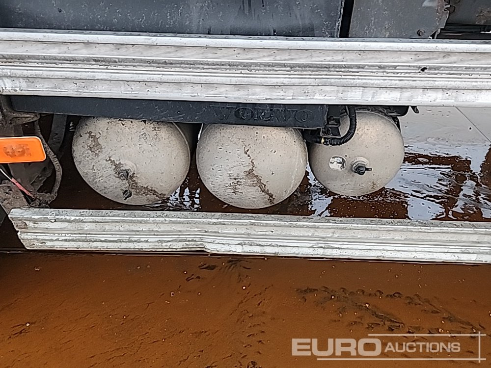 Xe ben 2014 Volvo FM: hình 16 Xe ben 2014 Volvo FM: hình 16