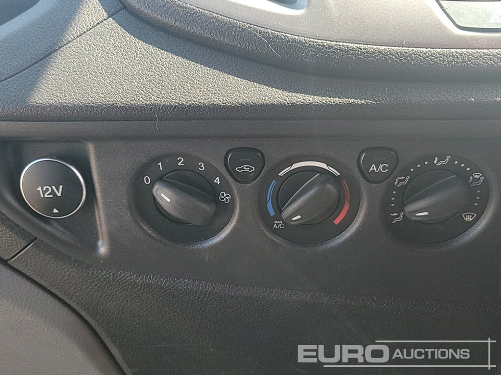 Xe van chở hàng 2016 Ford Transit 350: hình 30