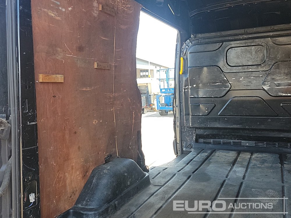 Xe van chở hàng 2016 Ford Transit 350: hình 16