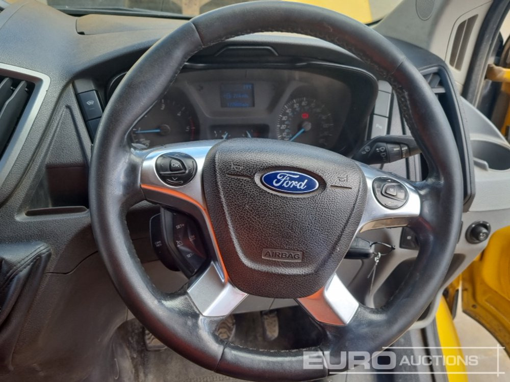 Xe van chở hàng 2016 Ford Transit 350: hình 32