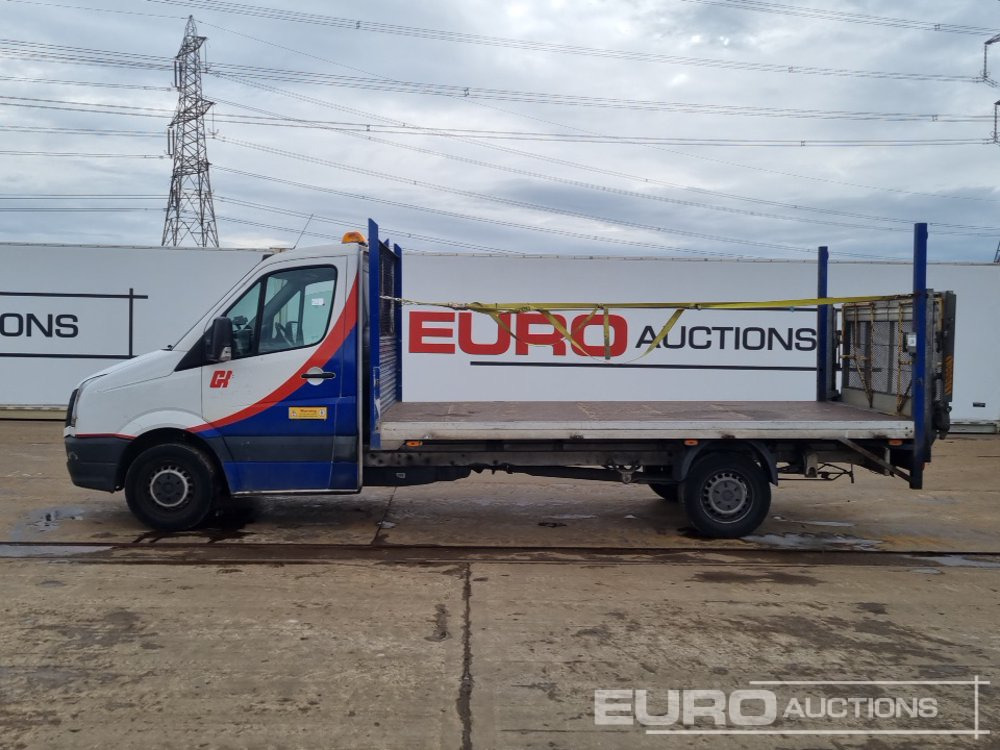 2016 Volkswagen Crafter CR35 - Xe tải nhỏ phẳng: hình 2 2016 Volkswagen Crafter CR35 - Xe tải nhỏ phẳng: hình 2