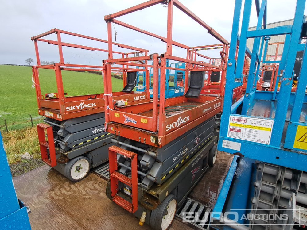 2017 SkyJack SJ3226 - Nền bục trên không: hình 3 2017 SkyJack SJ3226 - Nền bục trên không: hình 3