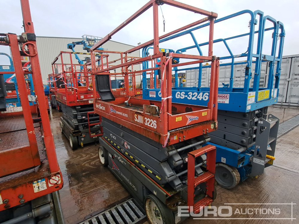 2017 SkyJack SJ3226 - Nền bục trên không: hình 2 2017 SkyJack SJ3226 - Nền bục trên không: hình 2