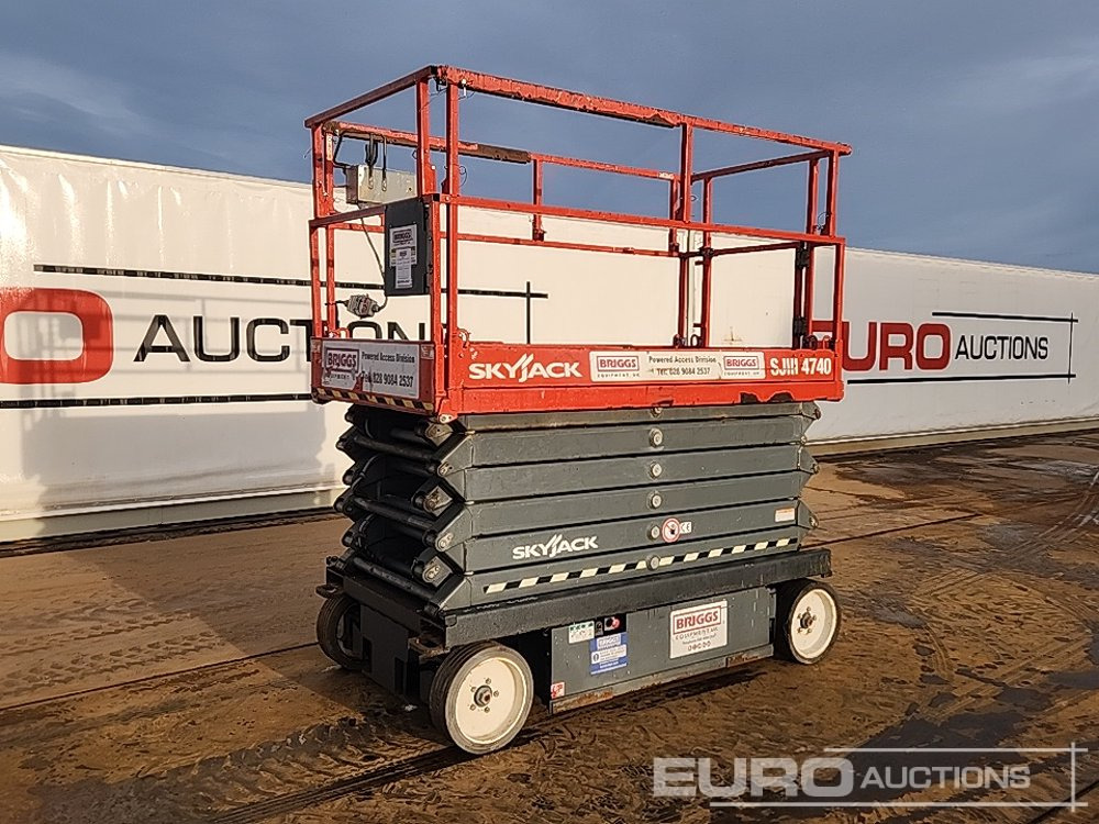 2017 SkyJack SJ4740 - Nền bục trên không: hình 1 2017 SkyJack SJ4740 - Nền bục trên không: hình 1