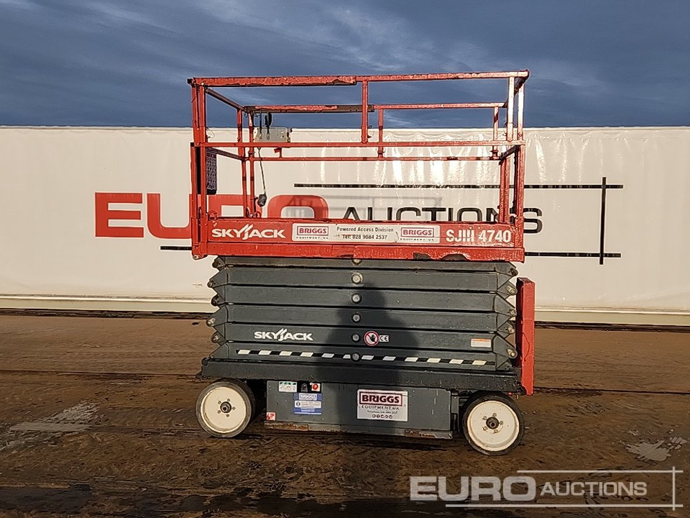 2017 SkyJack SJ4740 - Nền bục trên không: hình 2 2017 SkyJack SJ4740 - Nền bục trên không: hình 2