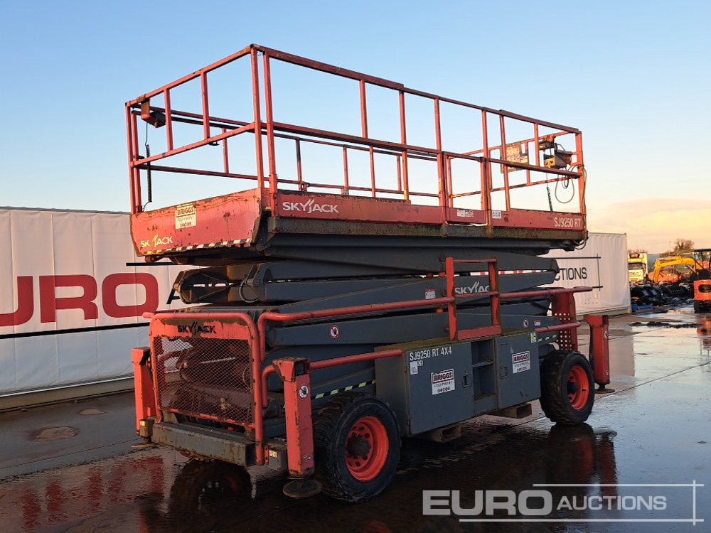 2017 SkyJack SJ9250 - Nền bục trên không: hình 5 2017 SkyJack SJ9250 - Nền bục trên không: hình 5