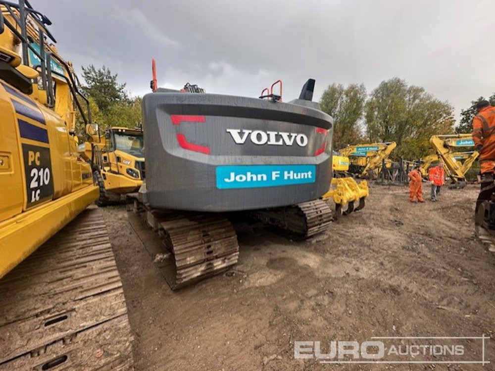 2017 Volvo EC300EL - Máy xúc bánh xích: hình 2 2017 Volvo EC300EL - Máy xúc bánh xích: hình 2