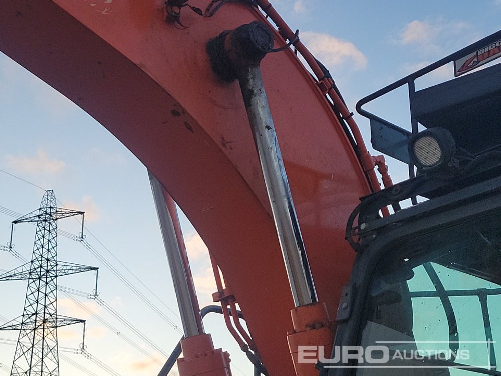 Máy xúc bánh xích 2018 Hitachi ZX135US-6: hình 27