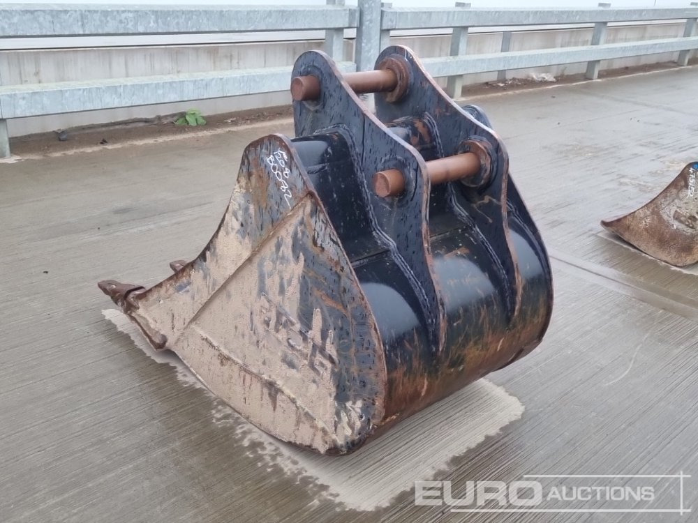 2018 JCB 34" Digging Bucket 65mm Pin to suit 13 Ton Excavator - Gầu: hình 3 2018 JCB 34" Digging Bucket 65mm Pin to suit 13 Ton Excavator - Gầu: hình 3