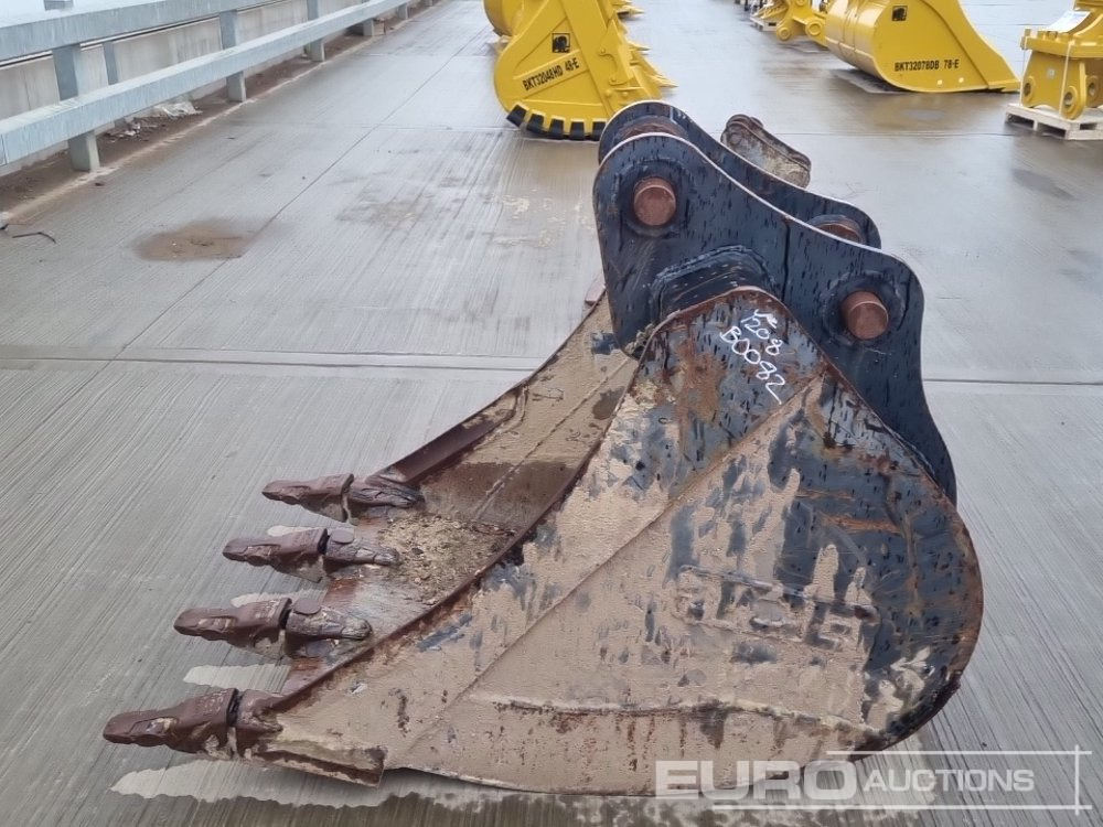 2018 JCB 34" Digging Bucket 65mm Pin to suit 13 Ton Excavator - Gầu: hình 2 2018 JCB 34" Digging Bucket 65mm Pin to suit 13 Ton Excavator - Gầu: hình 2
