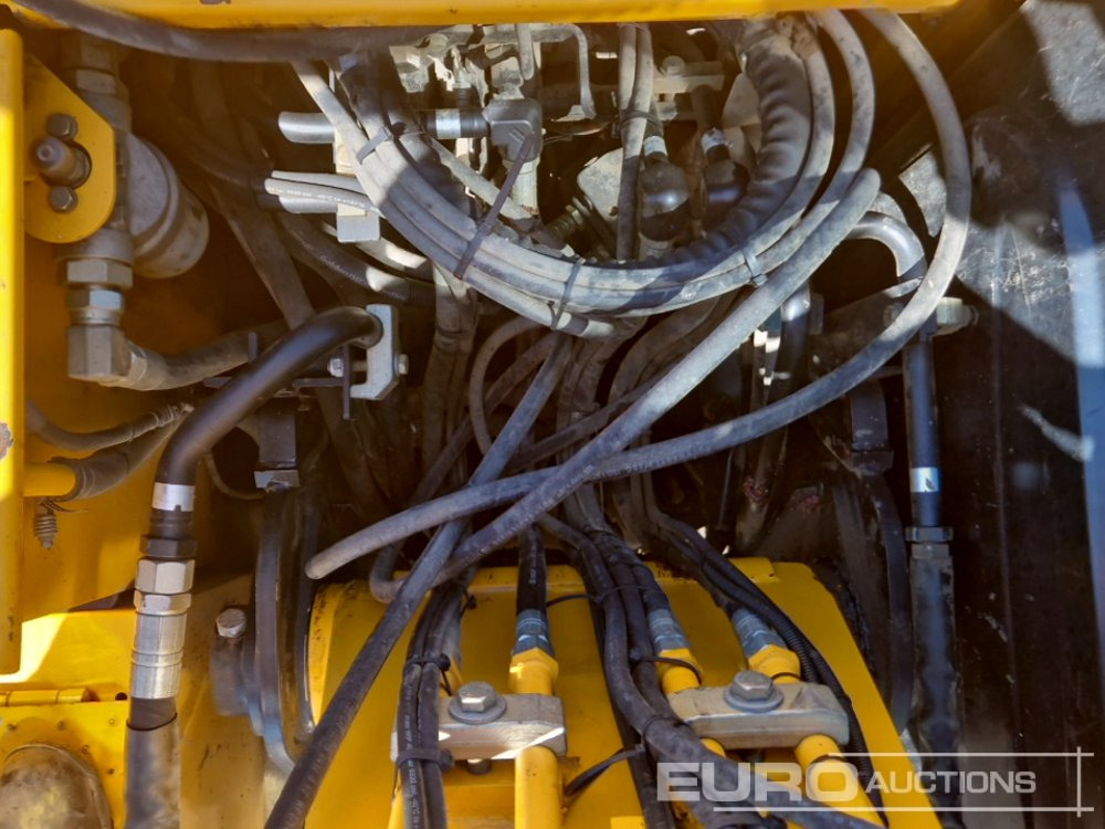 Máy xúc bánh xích 2019 JCB JS131LC: hình 31