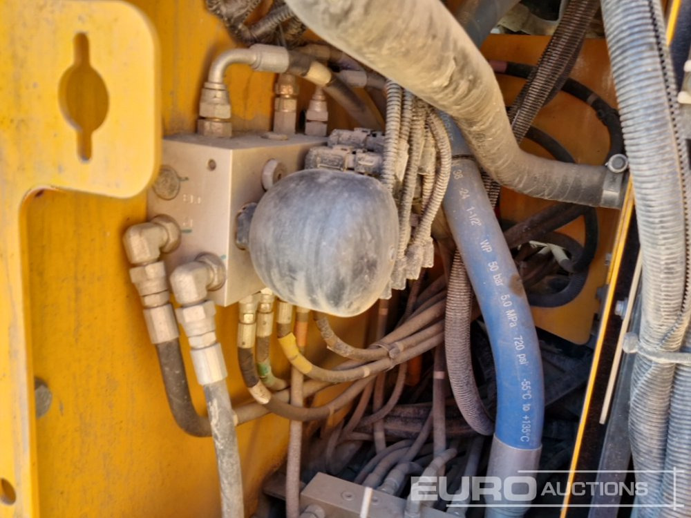 Máy xúc bánh xích 2019 JCB JS131LC: hình 37