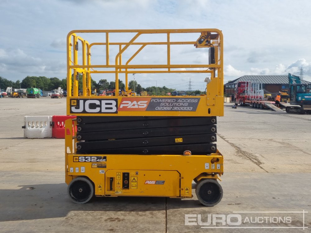 Nền bục trên không 2019 JCB S3246E: hình 6