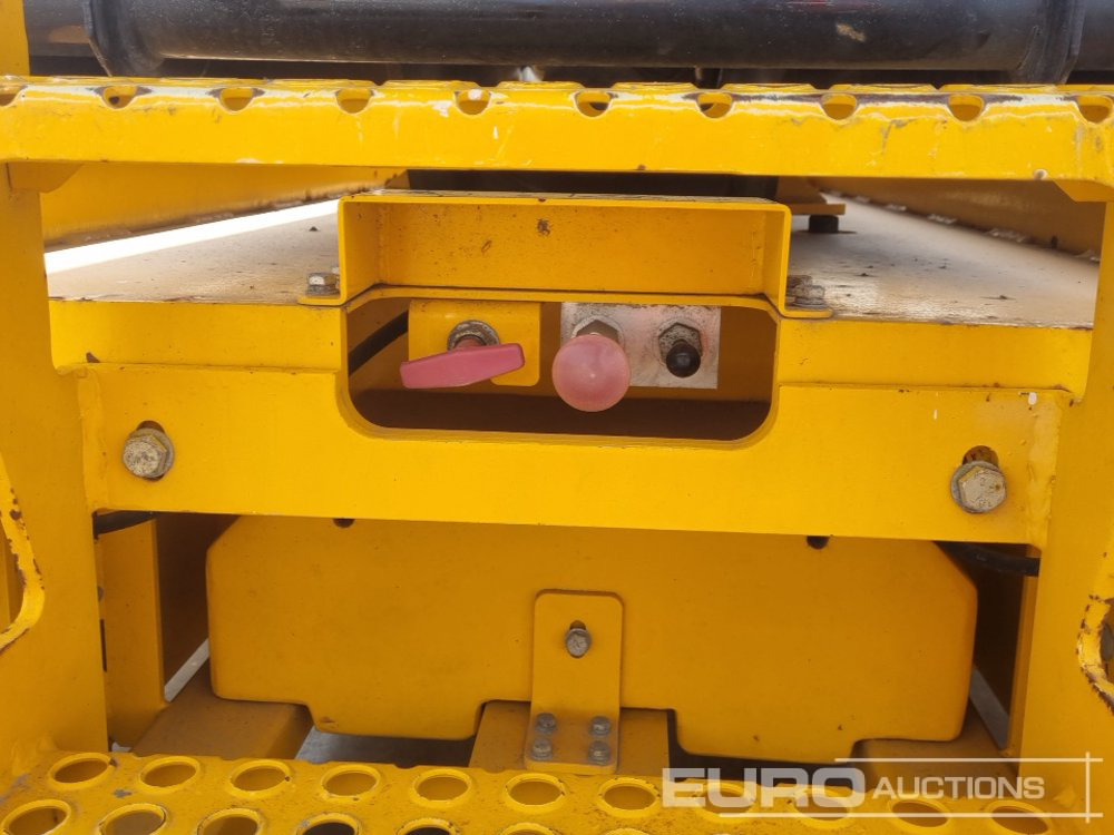 Nền bục trên không 2019 JCB S3246E: hình 19