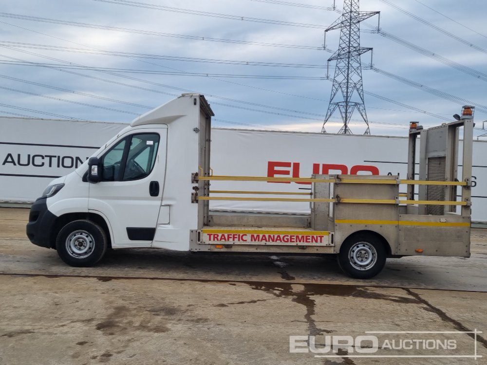 2020 Peugeot Boxer 335 - Xe tải nhỏ phẳng: hình 2 2020 Peugeot Boxer 335 - Xe tải nhỏ phẳng: hình 2