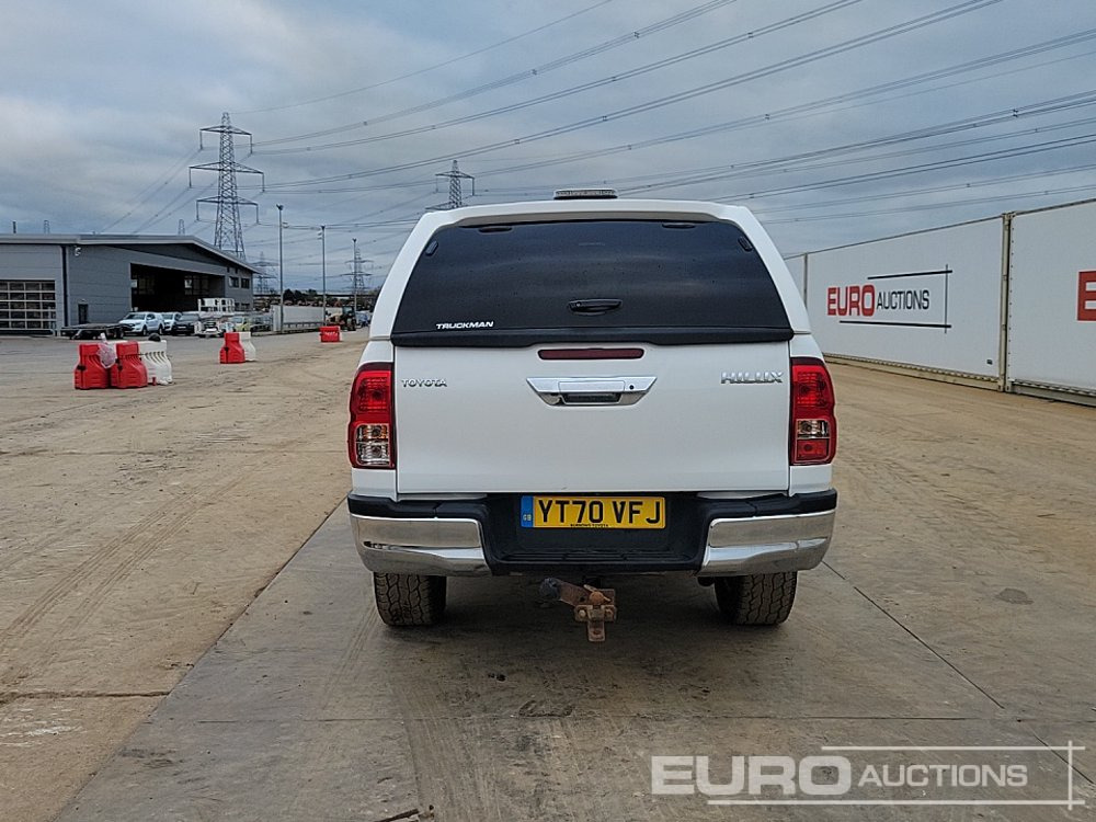 2020 Toyota Hilux Icon - Xe bán tải: hình 4 2020 Toyota Hilux Icon - Xe bán tải: hình 4