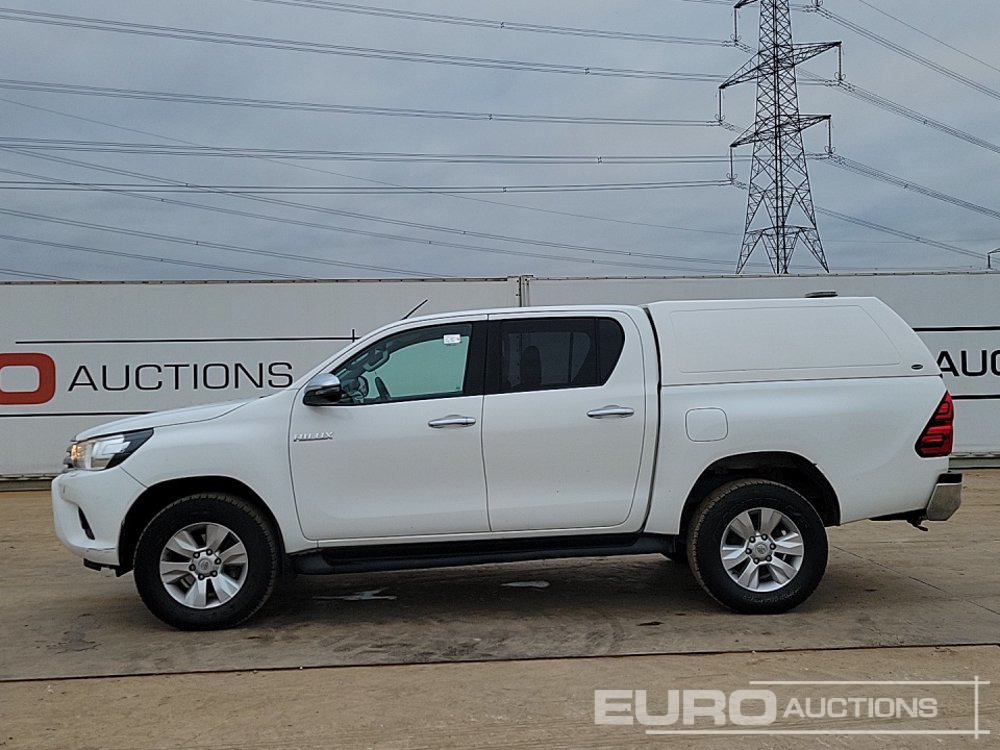2020 Toyota Hilux Icon - Xe bán tải: hình 2 2020 Toyota Hilux Icon - Xe bán tải: hình 2