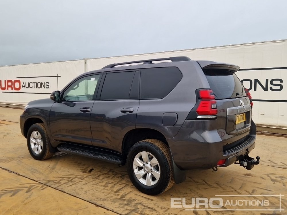 2021 Toyota Land Cruiser - SUV: hình 3 2021 Toyota Land Cruiser - SUV: hình 3