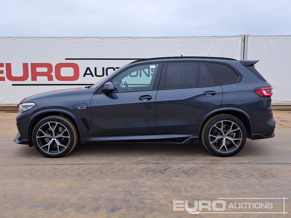 2022 BMW X5 45E M-Sport - SUV: hình 2 2022 BMW X5 45E M-Sport - SUV: hình 2
