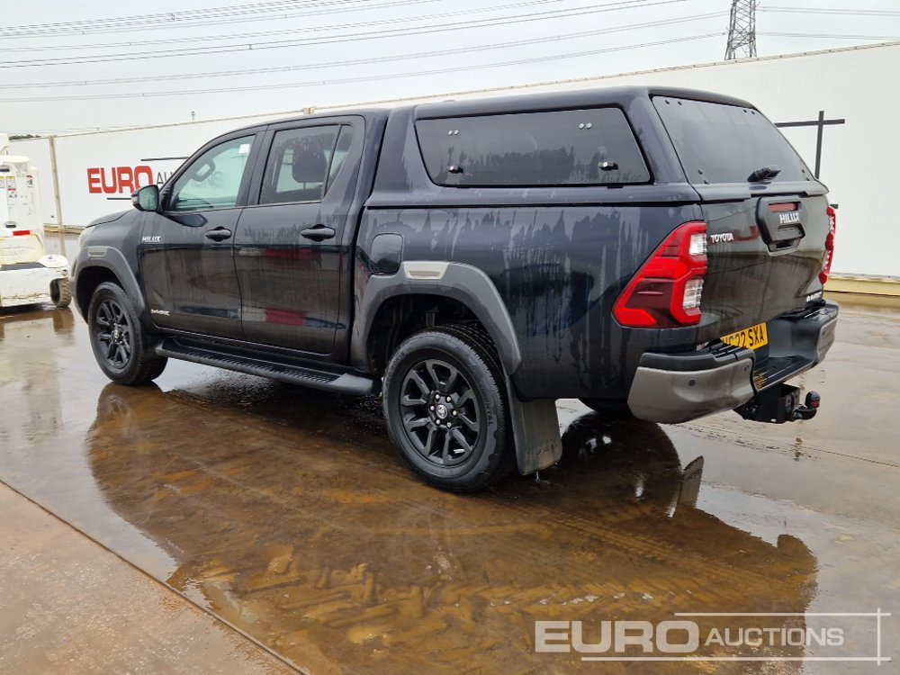 2022 Toyota Hilux Invincible X - Xe bán tải: hình 3 2022 Toyota Hilux Invincible X - Xe bán tải: hình 3