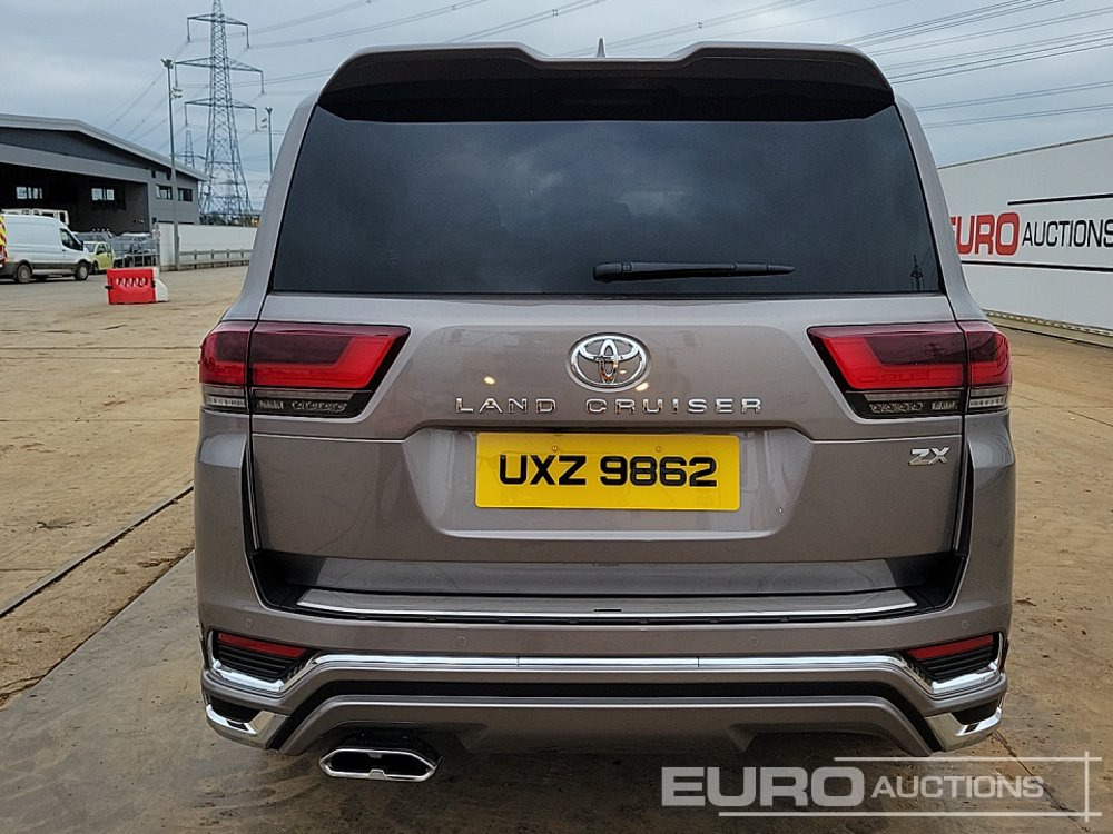 2023 Toyota Land Cruiser - SUV: hình 4 2023 Toyota Land Cruiser - SUV: hình 4