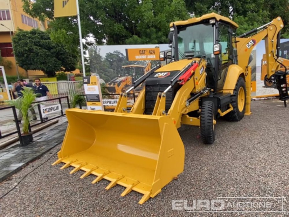 2025 CAT 424 - Máy xúc trước múc sau: hình 1 2025 CAT 424 - Máy xúc trước múc sau: hình 1