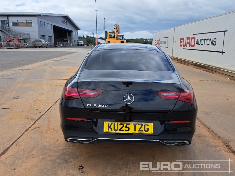 2025 Mercedes CLA 200 - Xe hơi: hình 4 2025 Mercedes CLA 200 - Xe hơi: hình 4