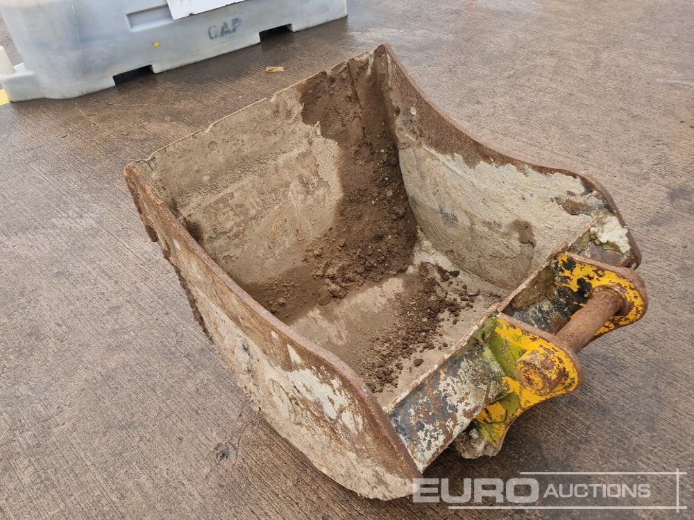 30" Strickland Digging Bucket 45mm Pin to suit 4-6 Ton Excavator - Gầu: hình 3 30" Strickland Digging Bucket 45mm Pin to suit 4-6 Ton Excavator - Gầu: hình 3