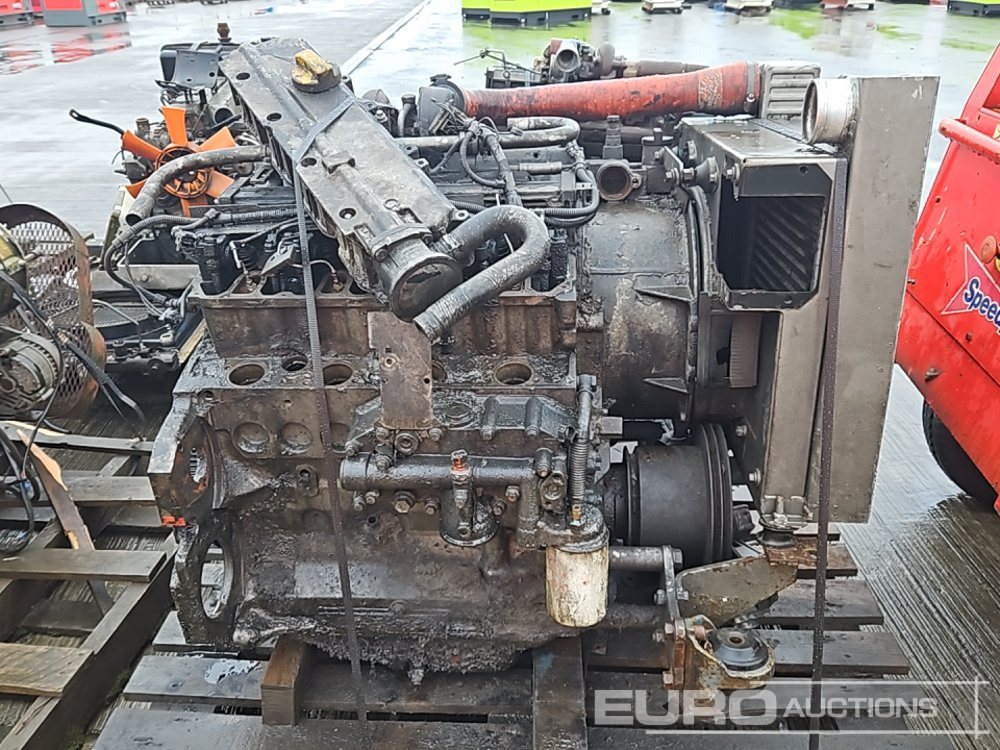 4 Cylinder Engine (Spares) - Động cơ: hình 2 4 Cylinder Engine (Spares) - Động cơ: hình 2