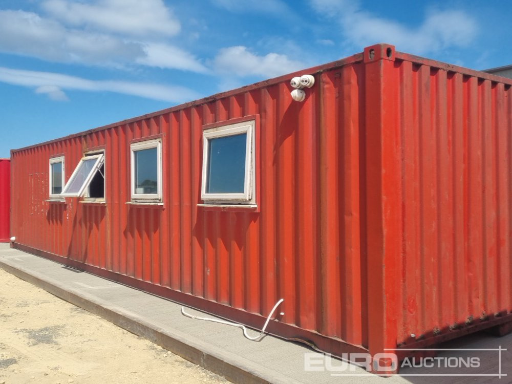 40' x 8' Shipping Container, Office, PVC Double Doors (Cannot Be Reconsigned) - Container biển: hình 3 40' x 8' Shipping Container, Office, PVC Double Doors (Cannot Be Reconsigned) - Container biển: hình 3