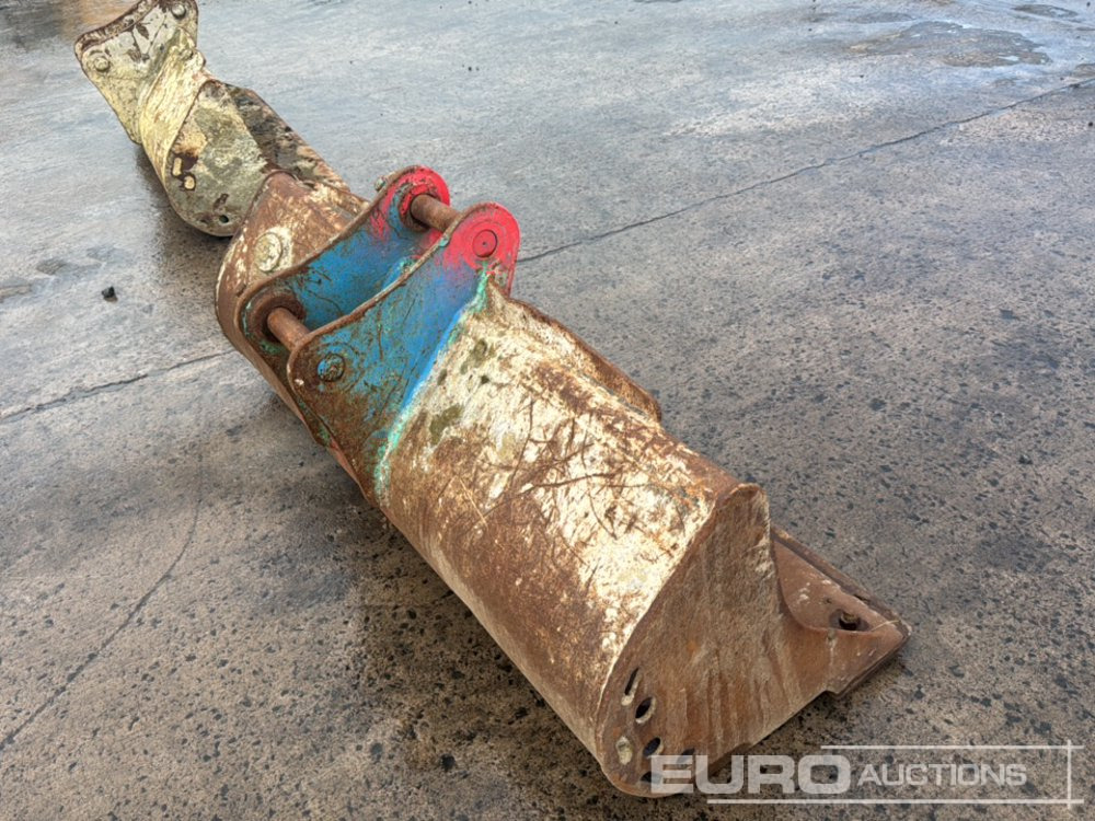 60" Strickland Ditching Bucket 45mm Pin to suit 4-6 Ton Excavator - Gầu: hình 4 60" Strickland Ditching Bucket 45mm Pin to suit 4-6 Ton Excavator - Gầu: hình 4