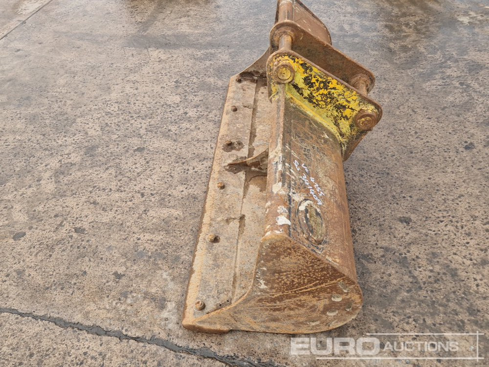60" Strickland Ditching Bucket 45mm Pin to suit 4-6 Ton Excavator - Gầu: hình 2 60" Strickland Ditching Bucket 45mm Pin to suit 4-6 Ton Excavator - Gầu: hình 2