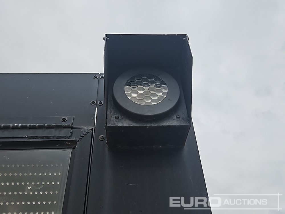 Rơ moóc để vận chuyển thiết bị American Signal Co 42100: hình 27 Rơ moóc để vận chuyển thiết bị American Signal Co 42100: hình 27