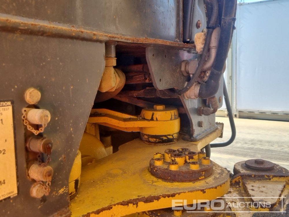 Xe ben đổ có khớp nối Bell B30D: hình 17