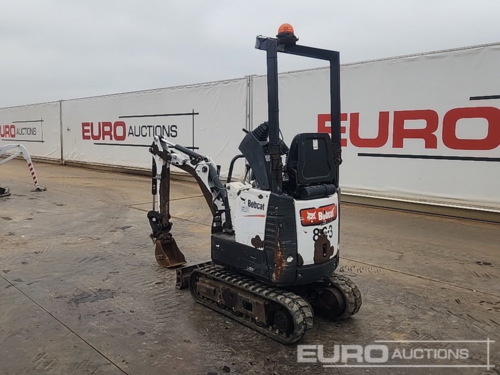Bobcat E10Z - Máy xúc mini: hình 3 Bobcat E10Z - Máy xúc mini: hình 3